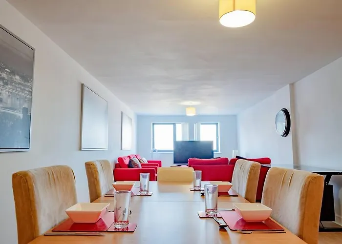 Host & Stay - Abacus Apartment